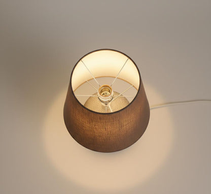 Mała lampa stołowa